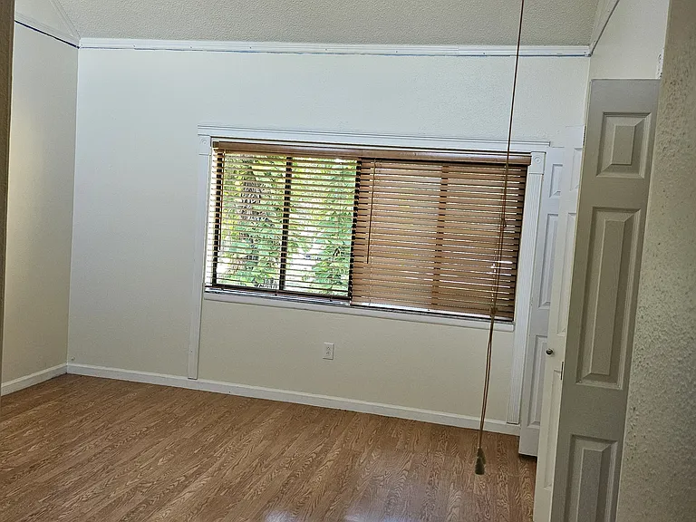 5822 Windhover Dr — Photo 12