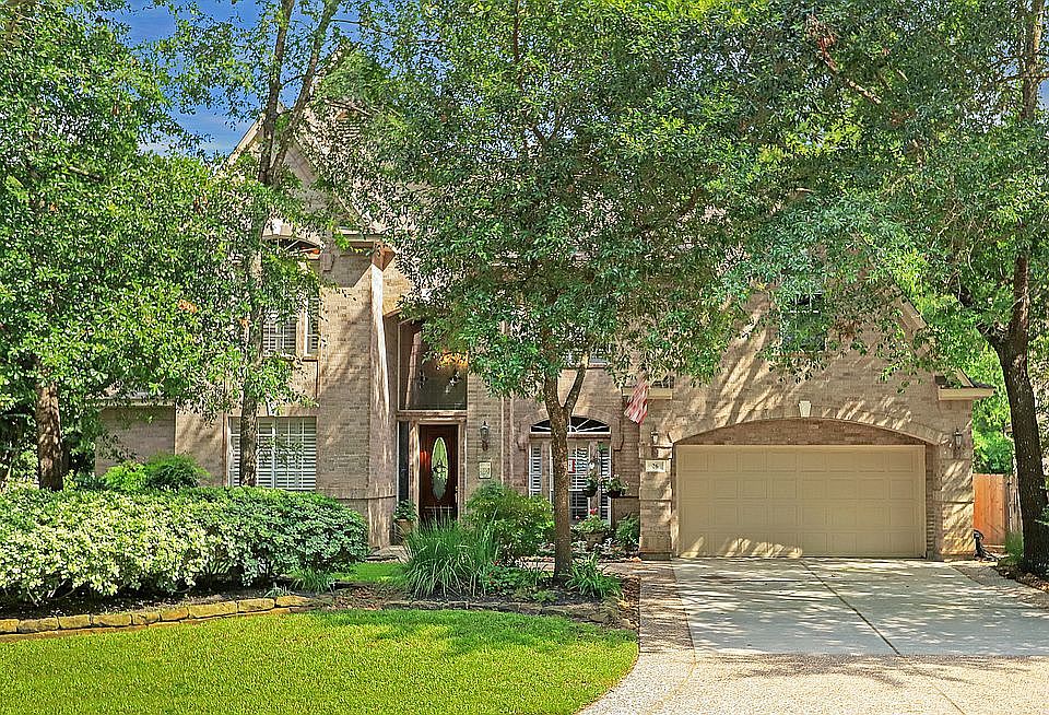 2nd image of 26 Orchard Pines Pl