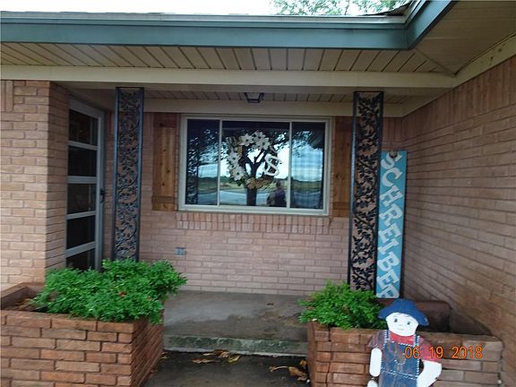 2nd image of 201 Estates Dr