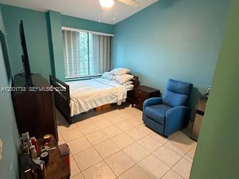2661 NE 164th St #Townhouse 40 — Photo 18