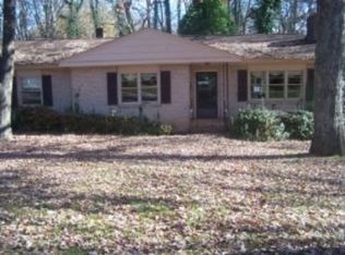 24 Coventry Ln, Greenville, SC 29609