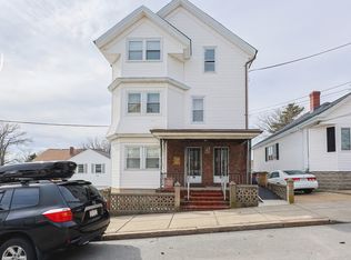 26 Hanover St, Fall River, MA 02720