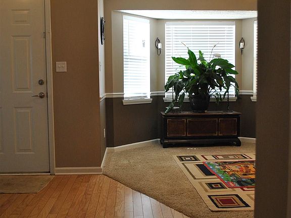 4th image of 1675 Greystone Ln