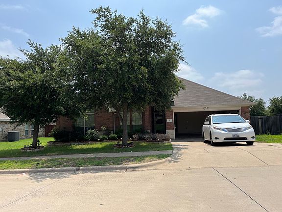 3rd image of 7 Beechcreek Dr