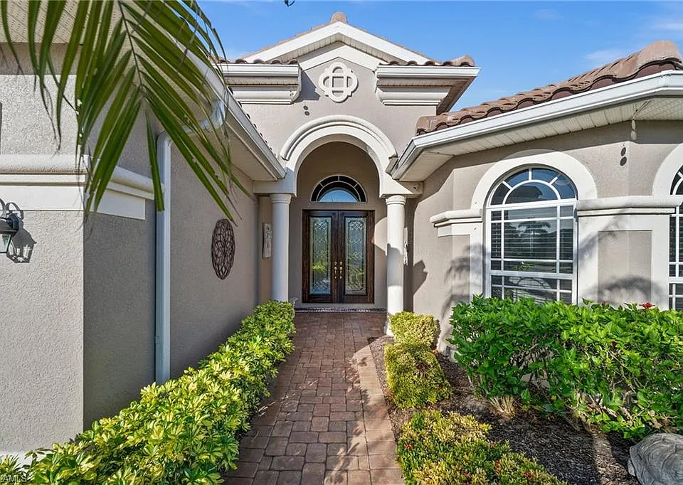 8792 Largo Mar Dr