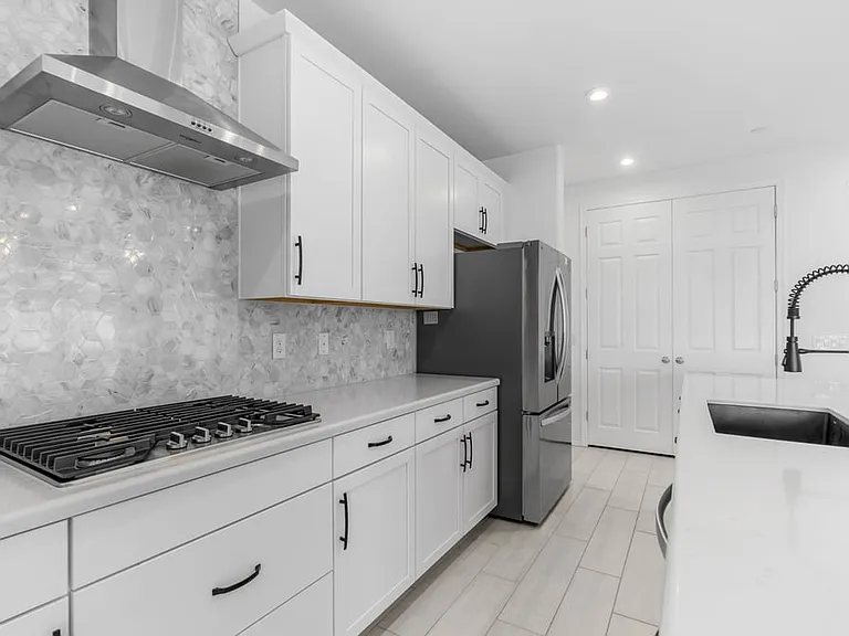 13303 W Eagle Feather Rd — Photo 4