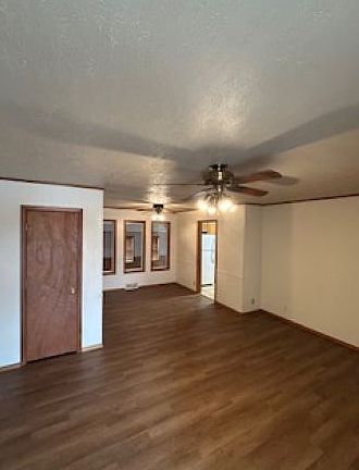 2nd image of 307 SE Waverly Ave