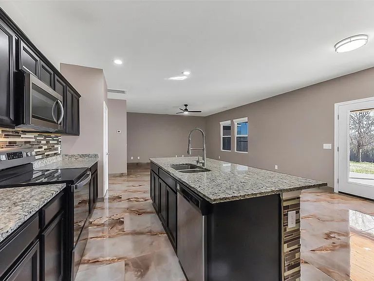 13534 Wembley Heights Dr — Photo 14