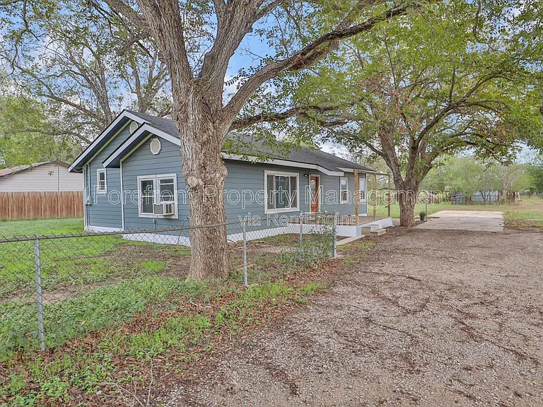 19230 Farm To Market Rd #1937-4 — Photo 2