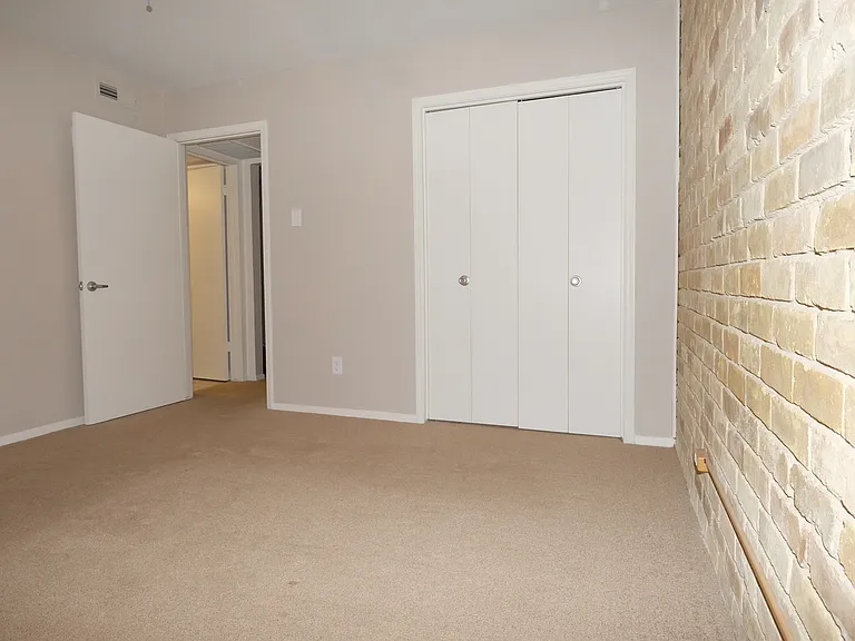 7727 Meadow Park Dr #111 — Photo 23