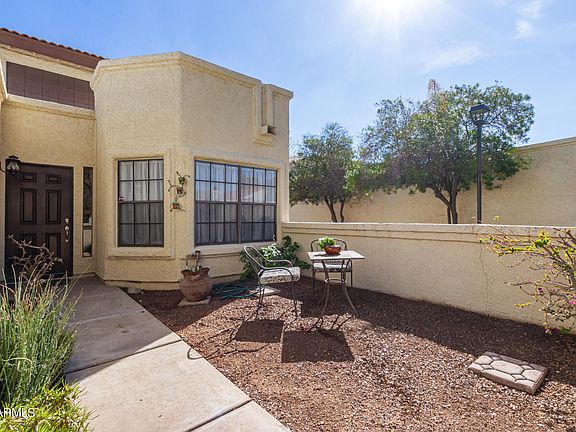 4th image of 1833 E Vinedo Lane