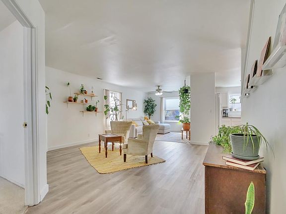 5th image of 1722 201st Street Ct E