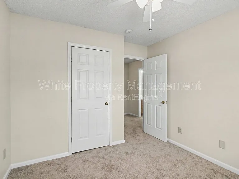 4609 Falcon Chase Dr SW — Photo 19