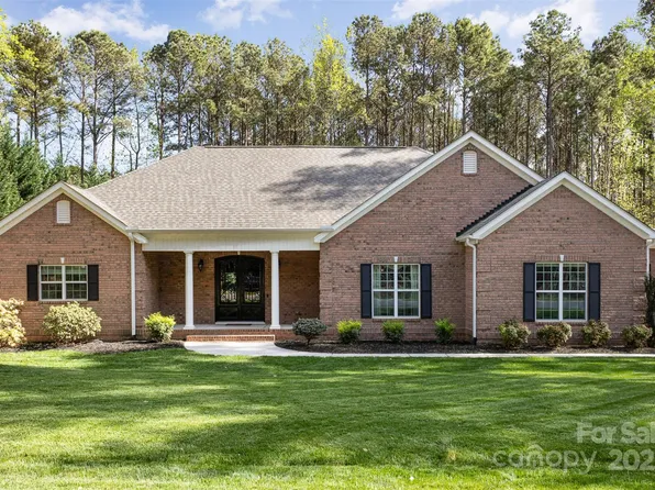 574 Barber Loop, Mooresville, NC 28117