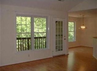 36 Cambridge Rd, Woburn, MA 01801
