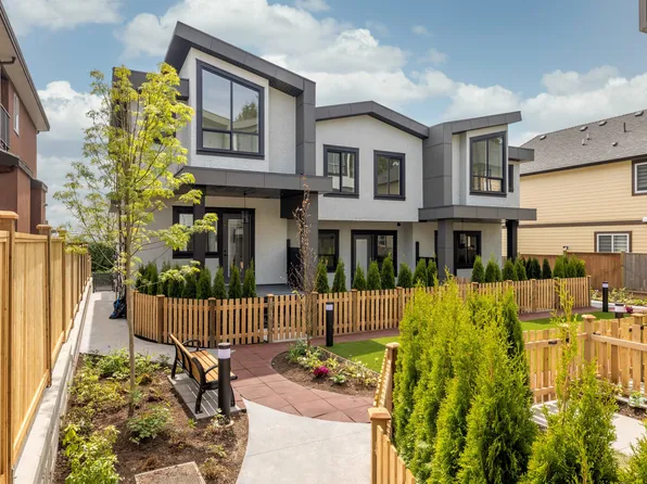 753 Edgar Ave #101, Coquitlam, BC V3K 2J3