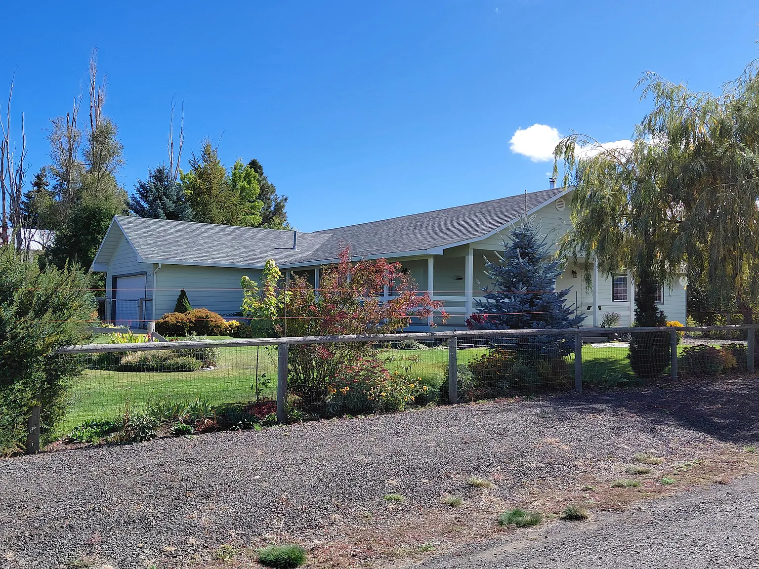 3 bed, 1769 sqft, $2,400 — Photo 1