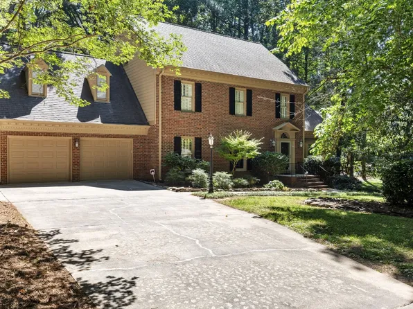 5008 Wood Valley Dr, Raleigh, NC 27613