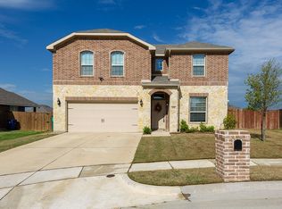 4020 Kensington Dr, Sanger, TX 76266