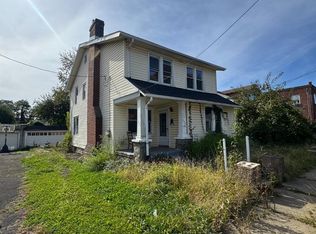 938 Afton St, Philadelphia, PA 19111