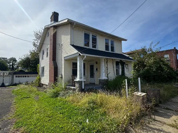 938 Afton St, Philadelphia, PA 19111