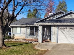 11464 Torrey Pines Dr, Auburn, CA 95602
