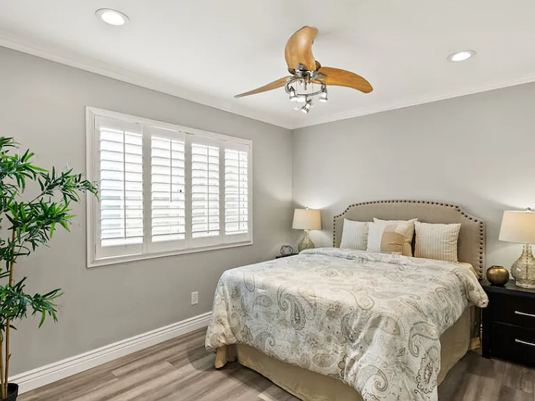 1322 E Elsmere Dr #Z — Photo 6