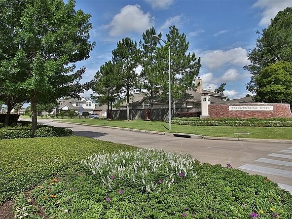 Entrance into neighborhood from Cypresswood Drive
