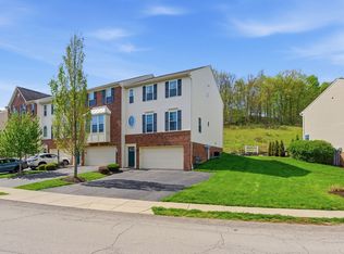 252 Broadstone Dr, Mars, PA 16046