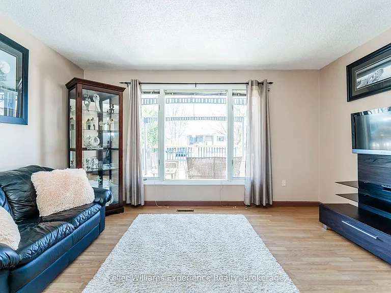660 Harvey Ave — Photo 16