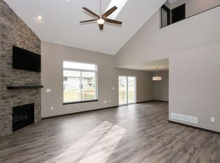 617 Doe Ave, Tiffin, IA 52340