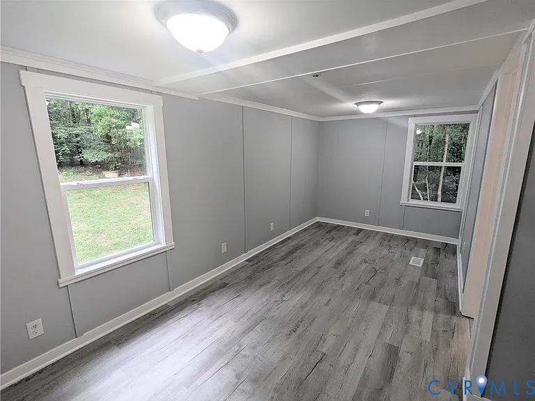 5959 Derwent Rd — Photo 7