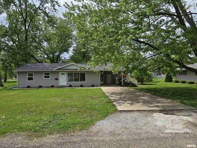 104 Parkway Dr, Carthage, IL, 62321
