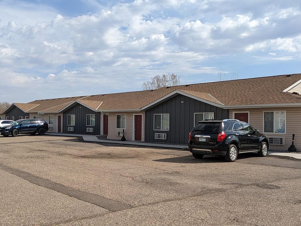 1955 1st Ave N 2, Windom, MN 56101 Zillow