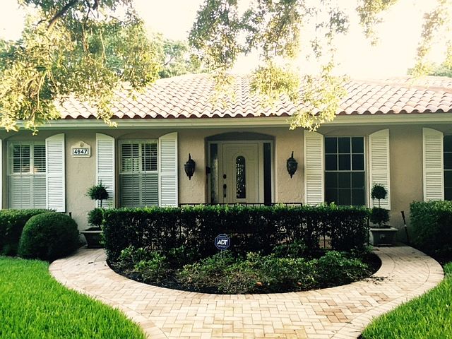 Front View on San Jose Stree