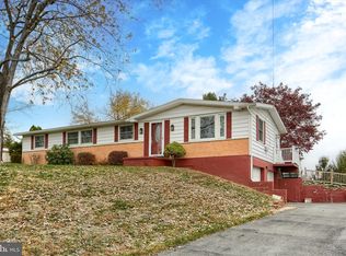 201 Cranes Gap Rd, Carlisle, PA 17013