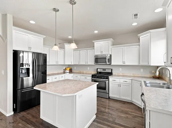 403 S King St, Airway Heights, WA 99001