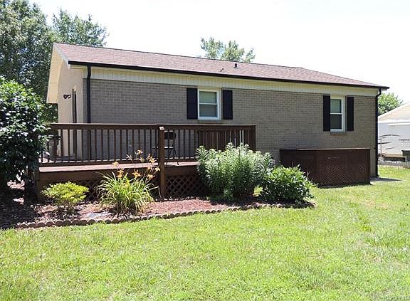 2nd image of 2608 Bernice Dr