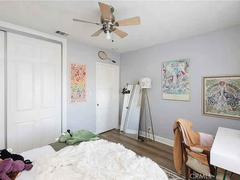 417 N Citrus St — Photo 4
