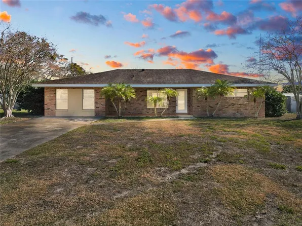 206 7th St S, Haines City, FL 33838