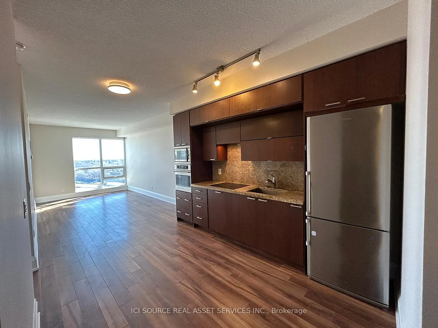 120 Harrison Garden Blvd — Photo 2