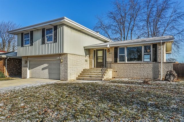 1st image of 540 Thornwood Dr