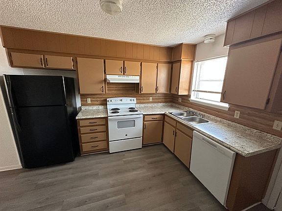 2nd image of 104 W Anderson Ave APT A