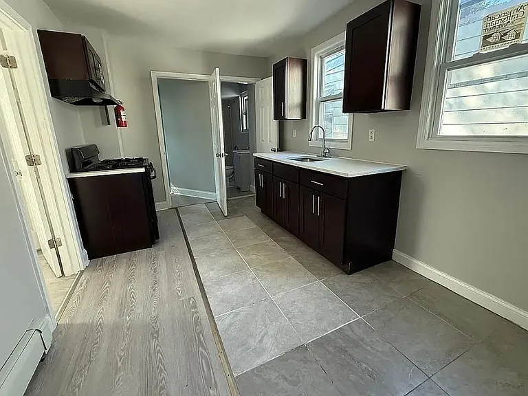 804 S 16th St #3 — Photo 9