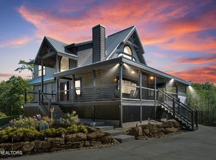 1823 Chapman Hwy, Sevierville, TN 37876