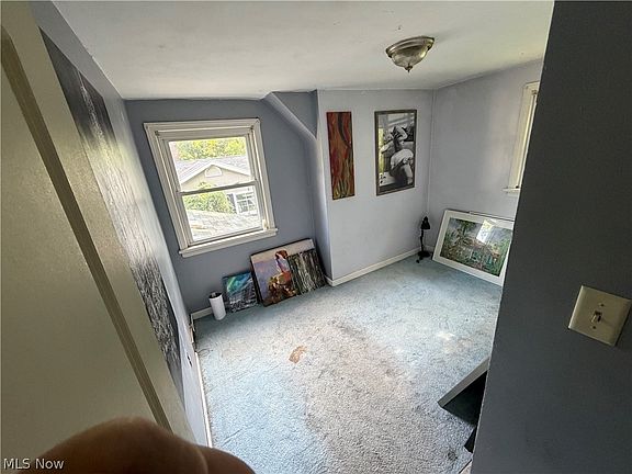 5th image of 1269 E 332nd St