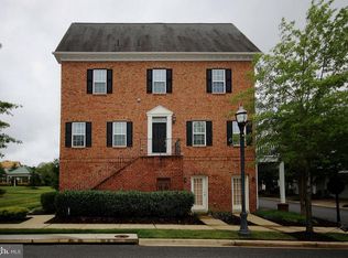 225 Buckeye Cir, La Plata, MD 20646