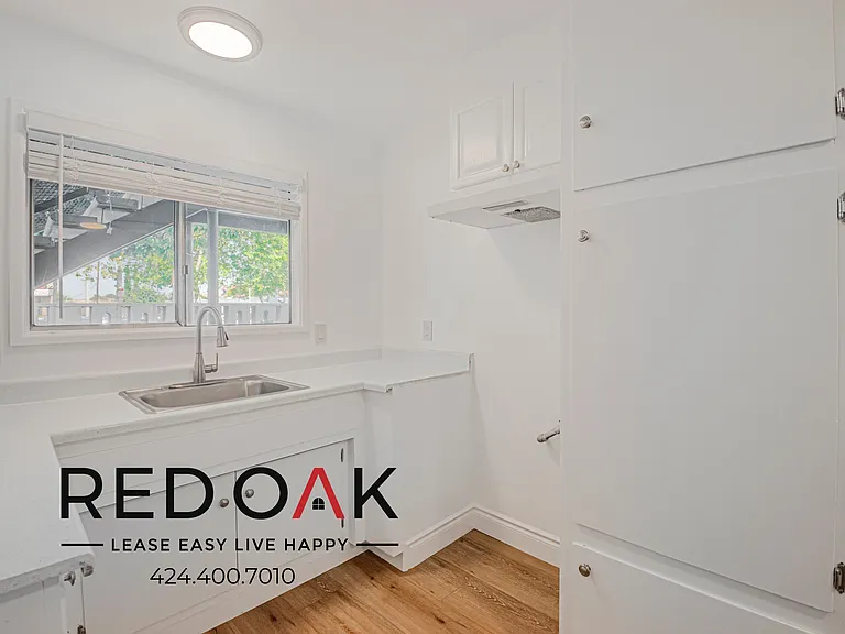 5203 N Rosemead Blvd #1 — Photo 2