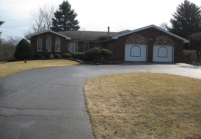 1st image of 10507 W Hillcrest Dr
