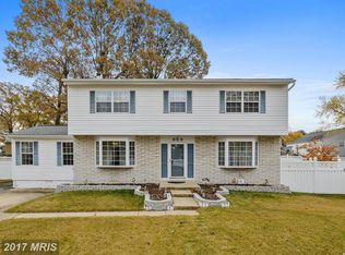 359 Roxbury Gln, Glen Burnie, MD 21061